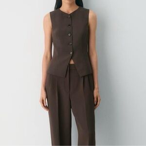 Tags On, Aritzia Regal Vest